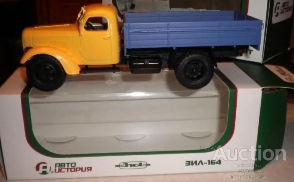 1/43 ЗИЛ-164 бортовой. Автоистория.