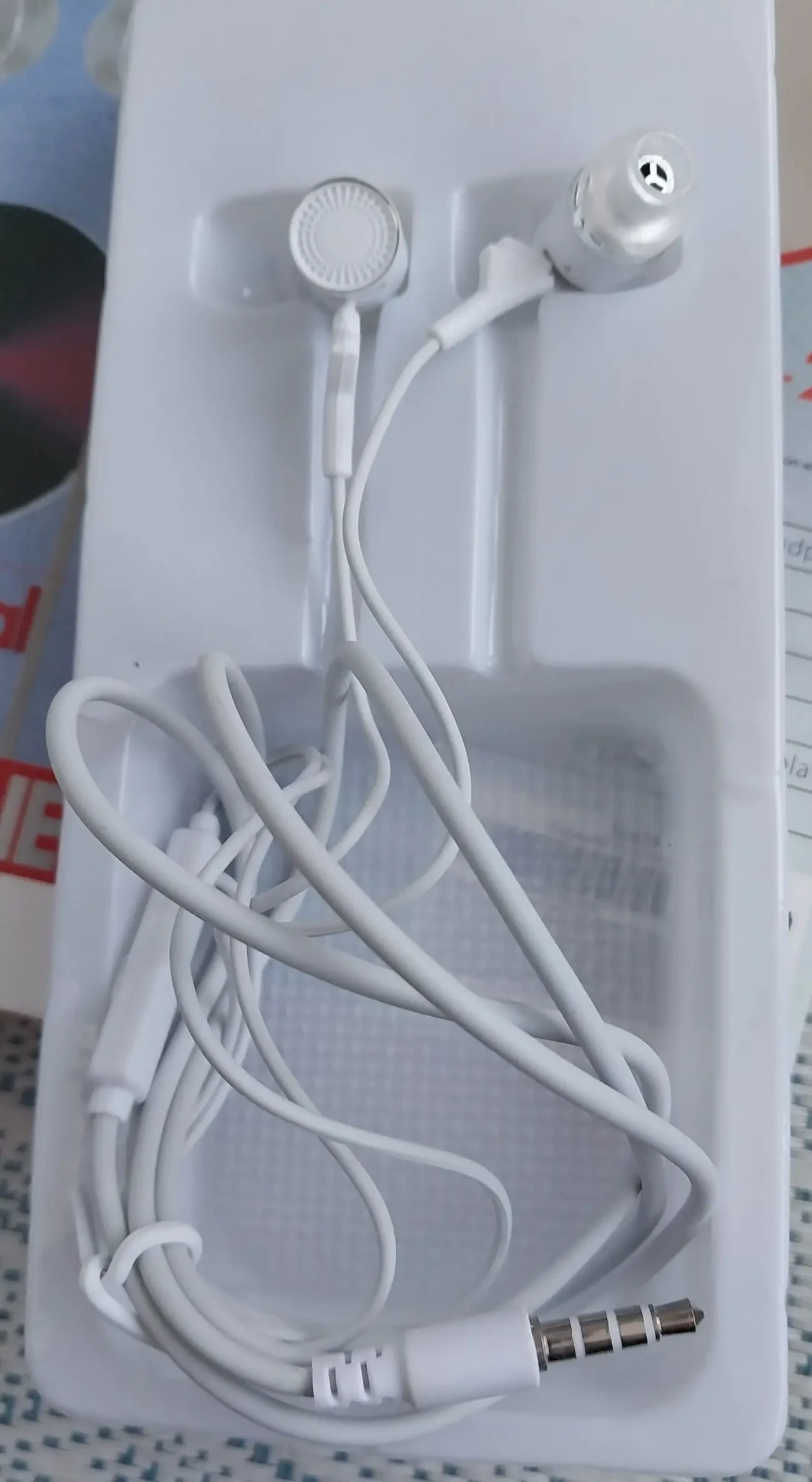 Наушники вакуумные стерео Bass Earphone Universal L-202 3,5 мм 3