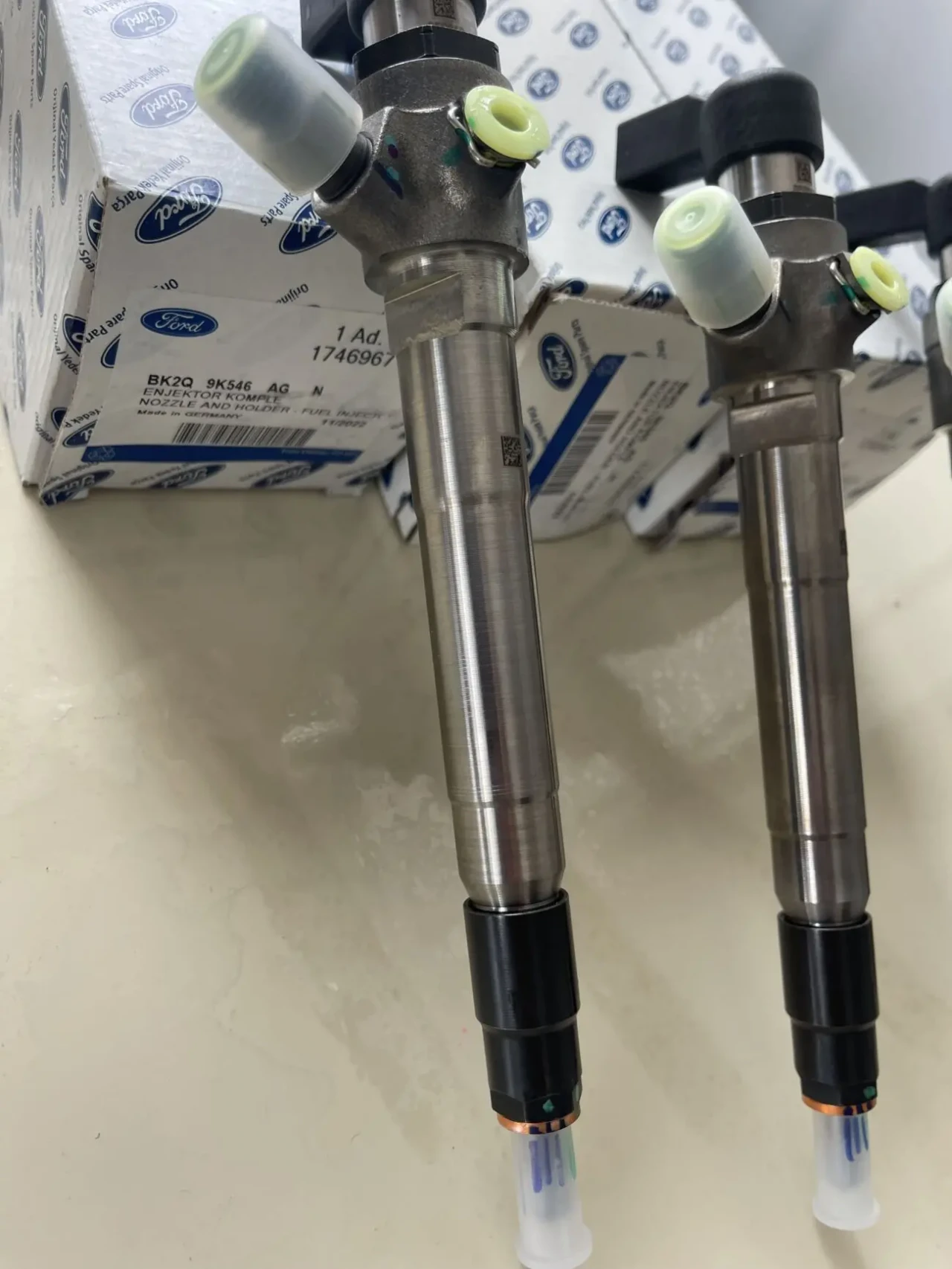 1746967. код. BК2q 9k546 AG. Форсунка форд транзит новая 4