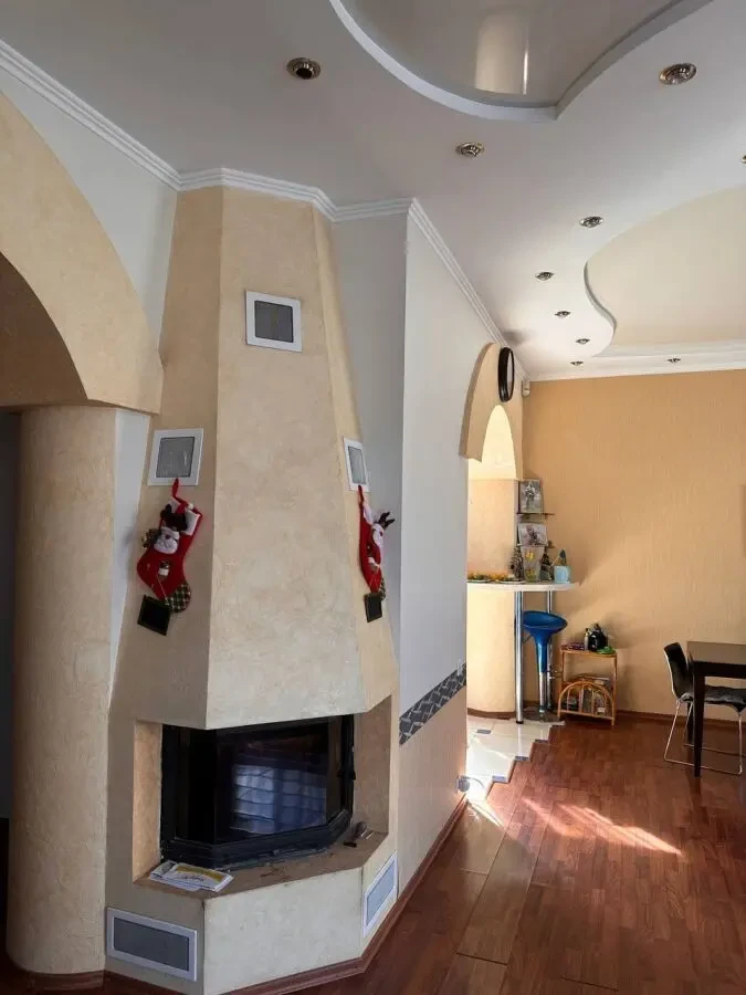 Продам будинок вул. 55 р. ВЛКСМ вул. Пластівська Ремонт Документи Торг 9