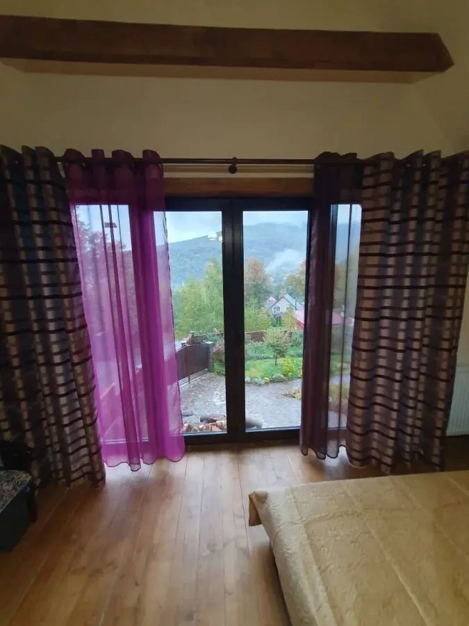 Сдается 2-х этажный домик у Синяку Закарпатська обл. 2