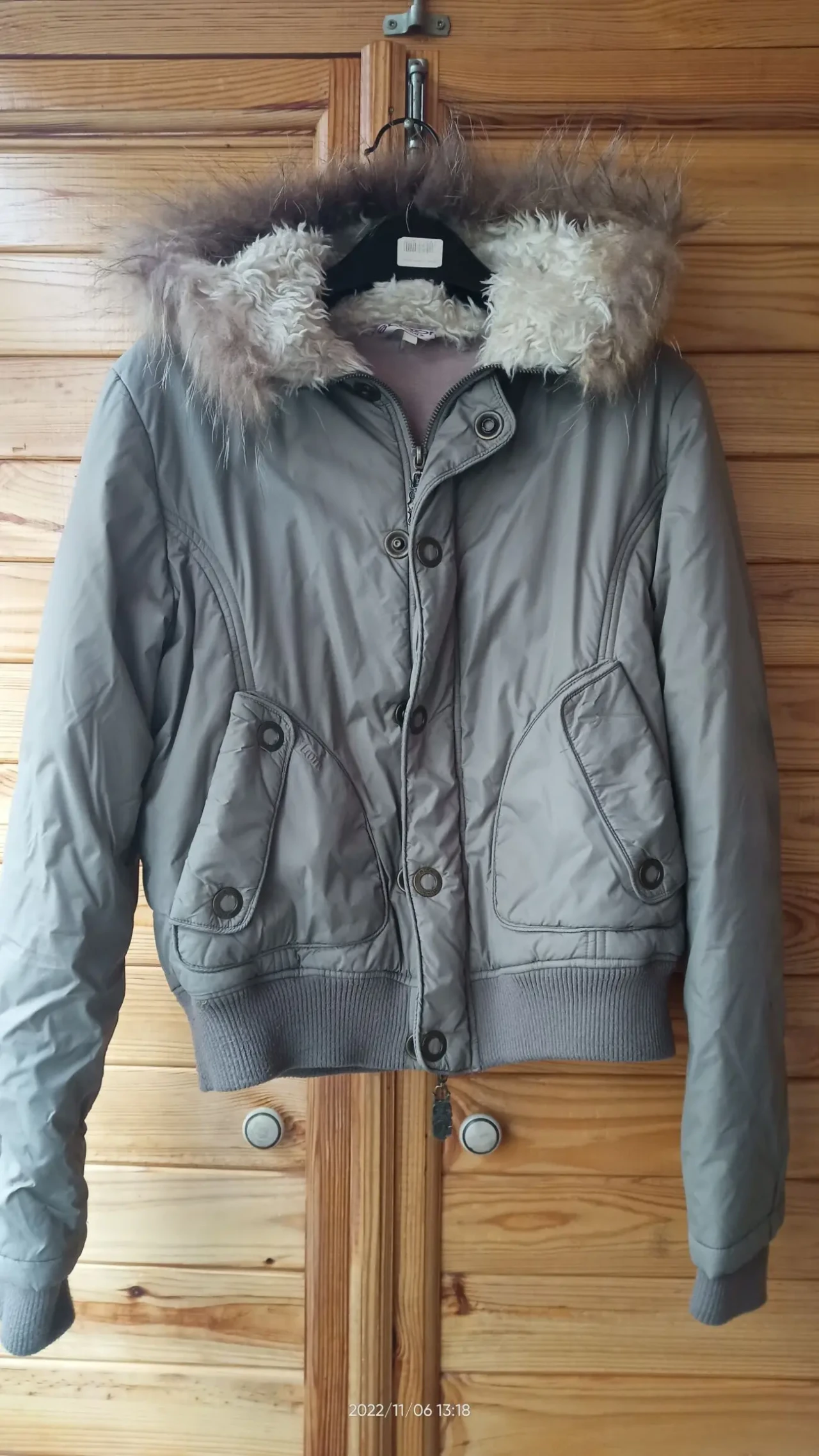 курточки женские на девочку 8