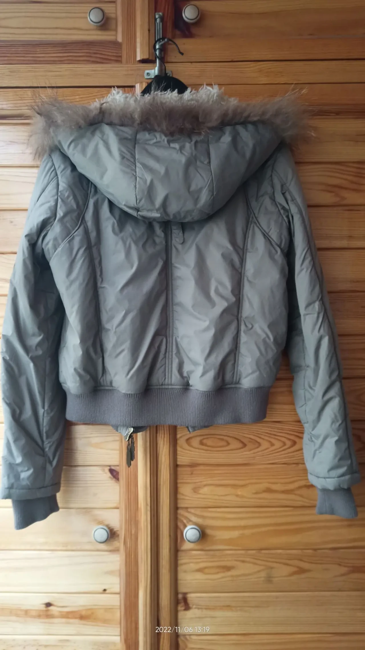 курточки женские на девочку 9