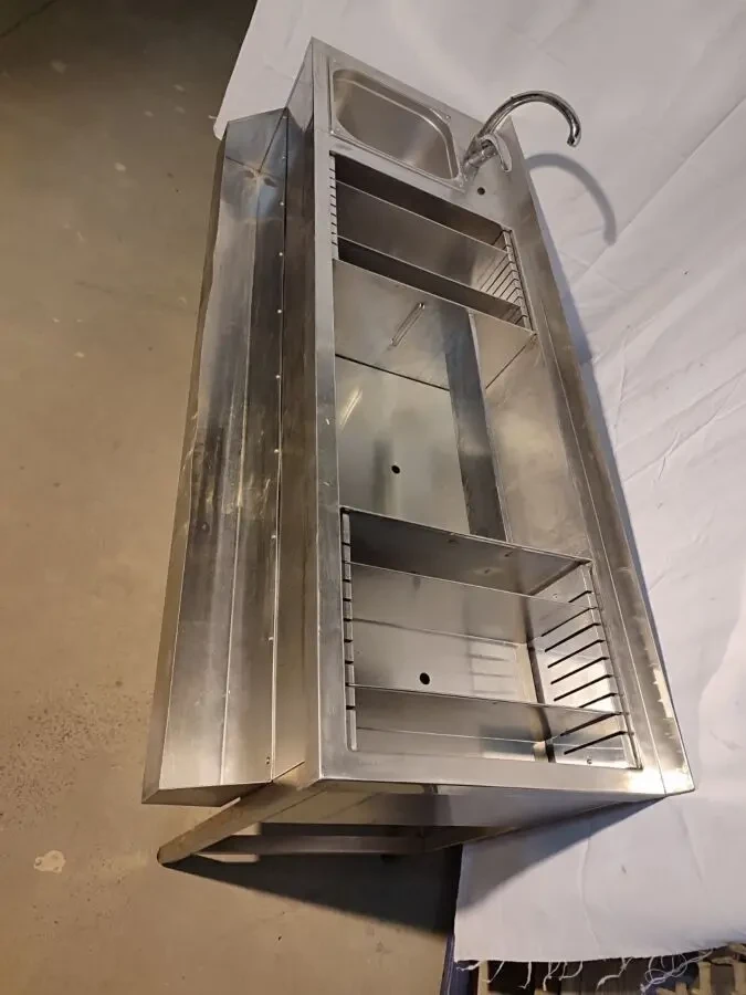 Барная станция, стол 4