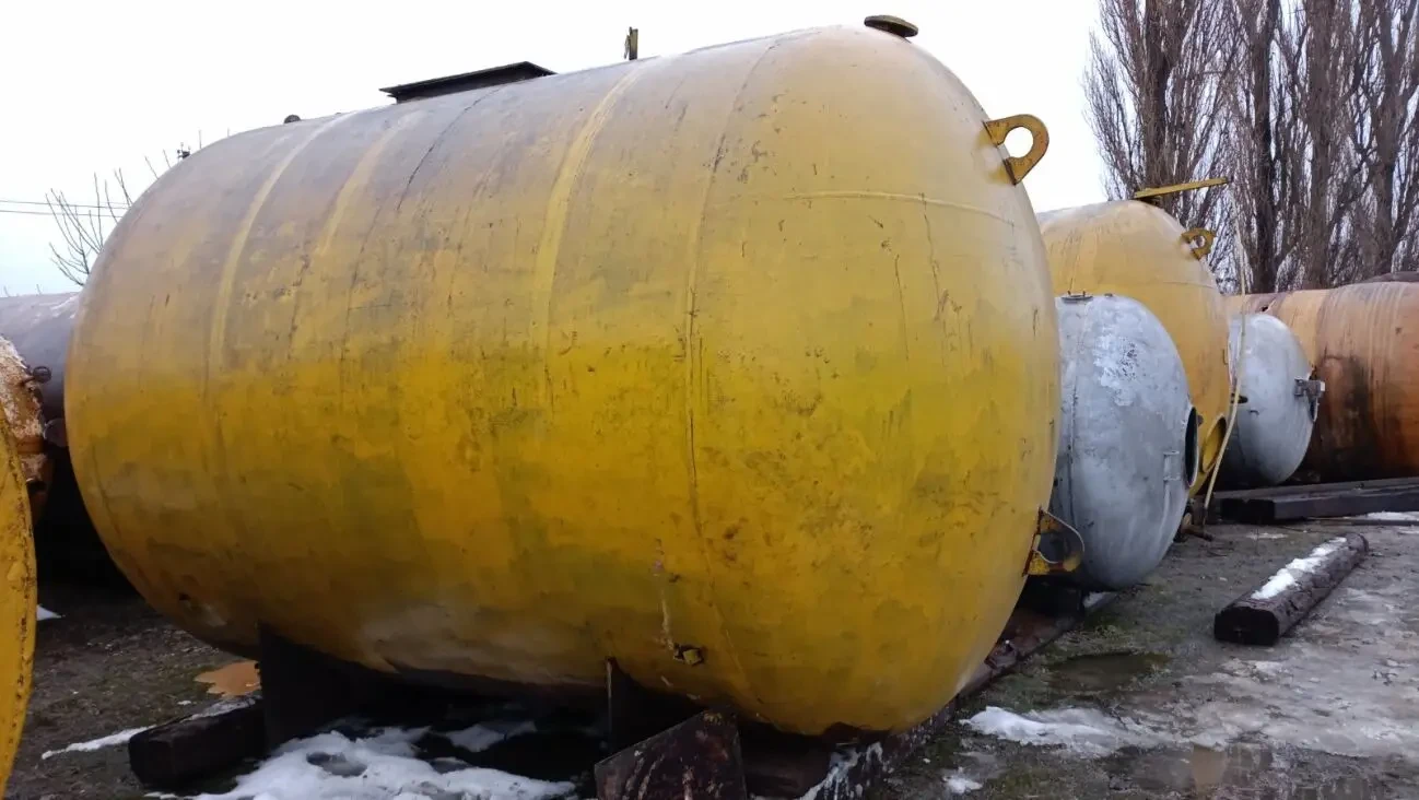 20- куб отстойники вина  Бочка ГСМ цистерна резервуар 9