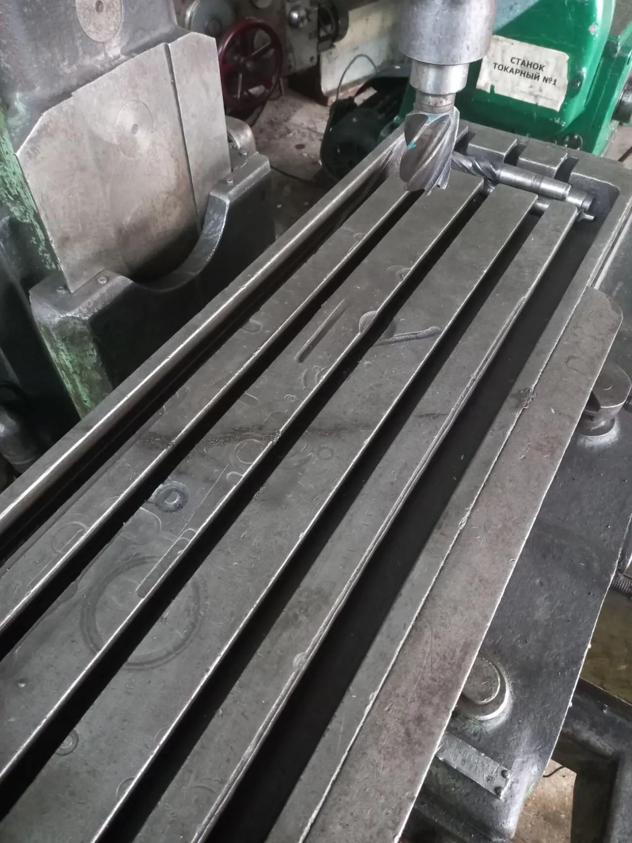 Фрезерний верстат 6м12к 9