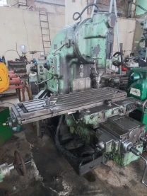 Фрезерний верстат 6м12к