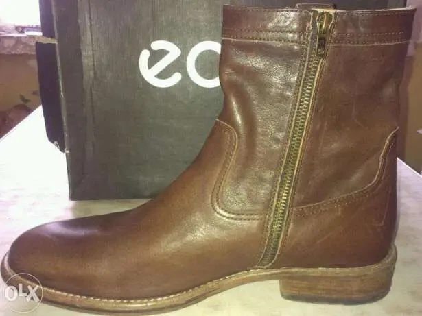 Продам ботинки ECCO 3