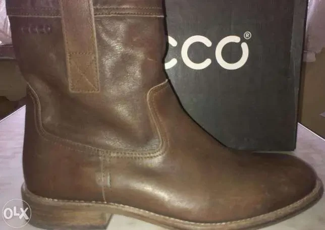 Продам ботинки ECCO 2