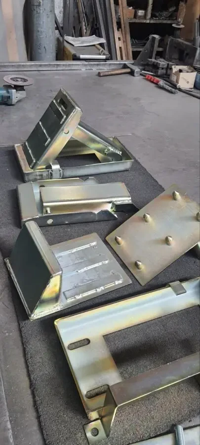 Універсальне багатооборотне кріплення Умк 7