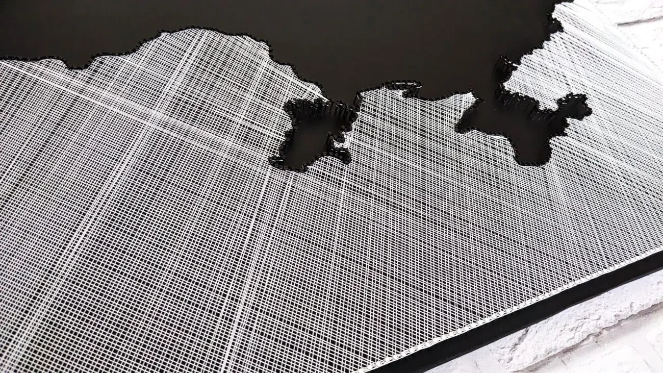 Карта україни, чорно біла картина україна, string art україна 9