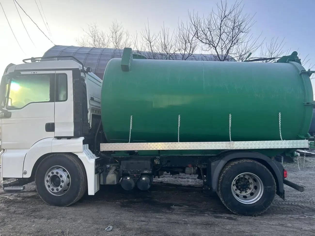 Кулебовка.Илосос.Чистка, обслуживание сливных ям любой сложности.и 5