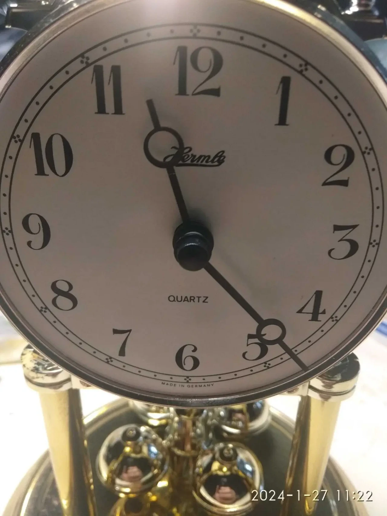 Продає камінний, настільний годинник виробниц 2