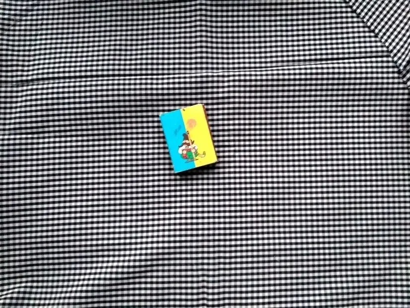 Блуза ткань маленькая черно-белая клетка