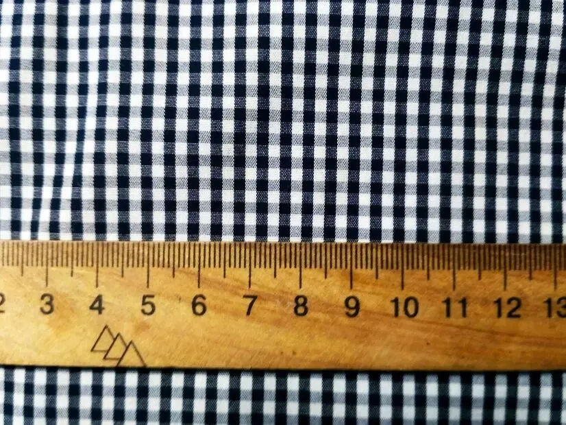 Блуза ткань маленькая черно-белая клетка 8