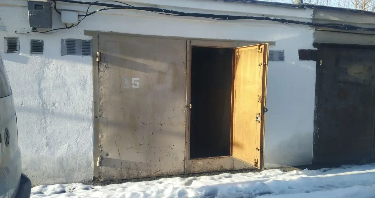 Гараж двохрівневий, продаж