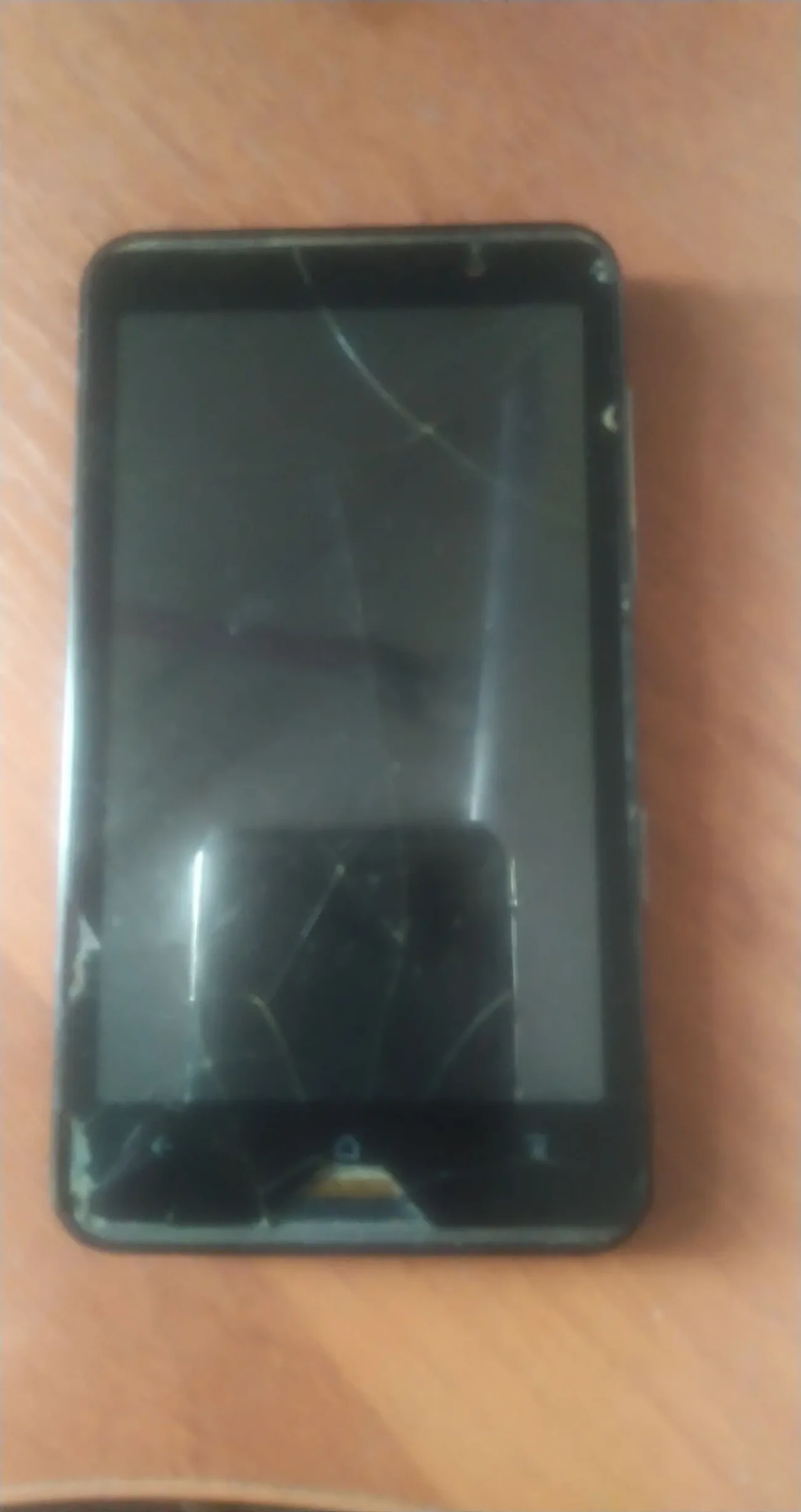 Продам HTC на запчастини 2