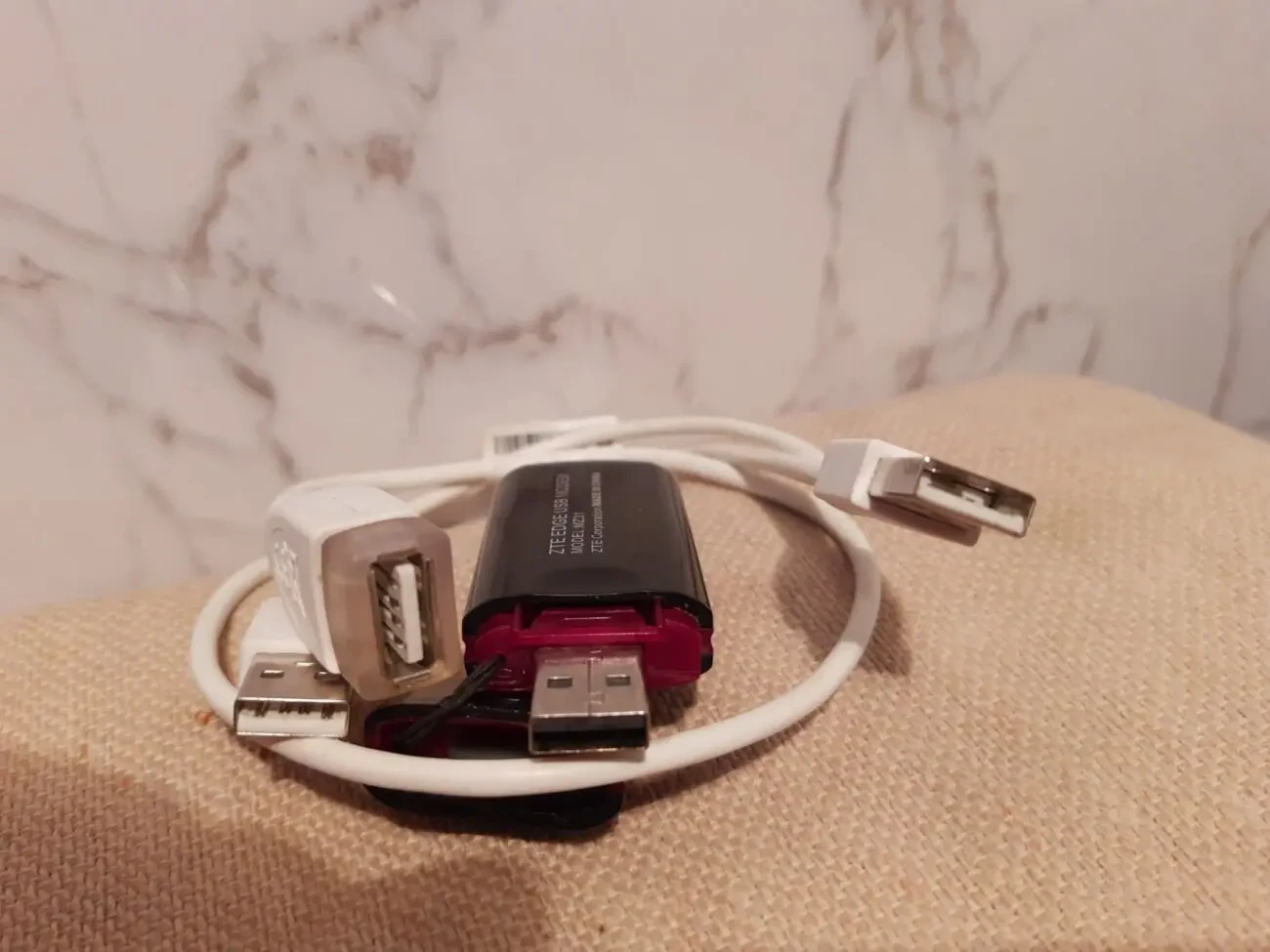 КИЇВСТАР / інтернет / EDGE USB модем MZ31 4