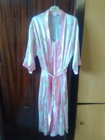 Комплект- халат и ночнушка (Турция).