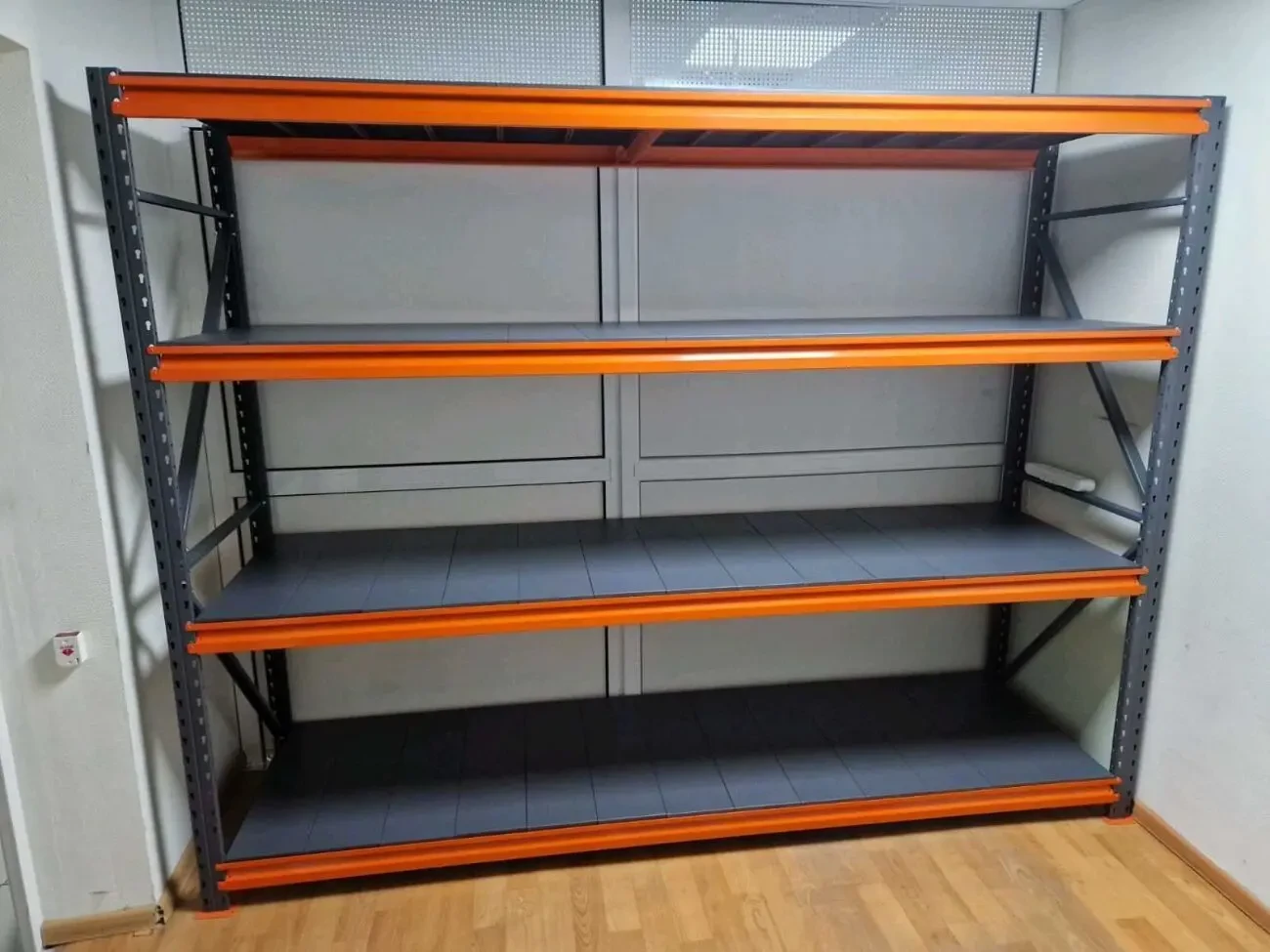 стелажі для гаражу майстерень 3