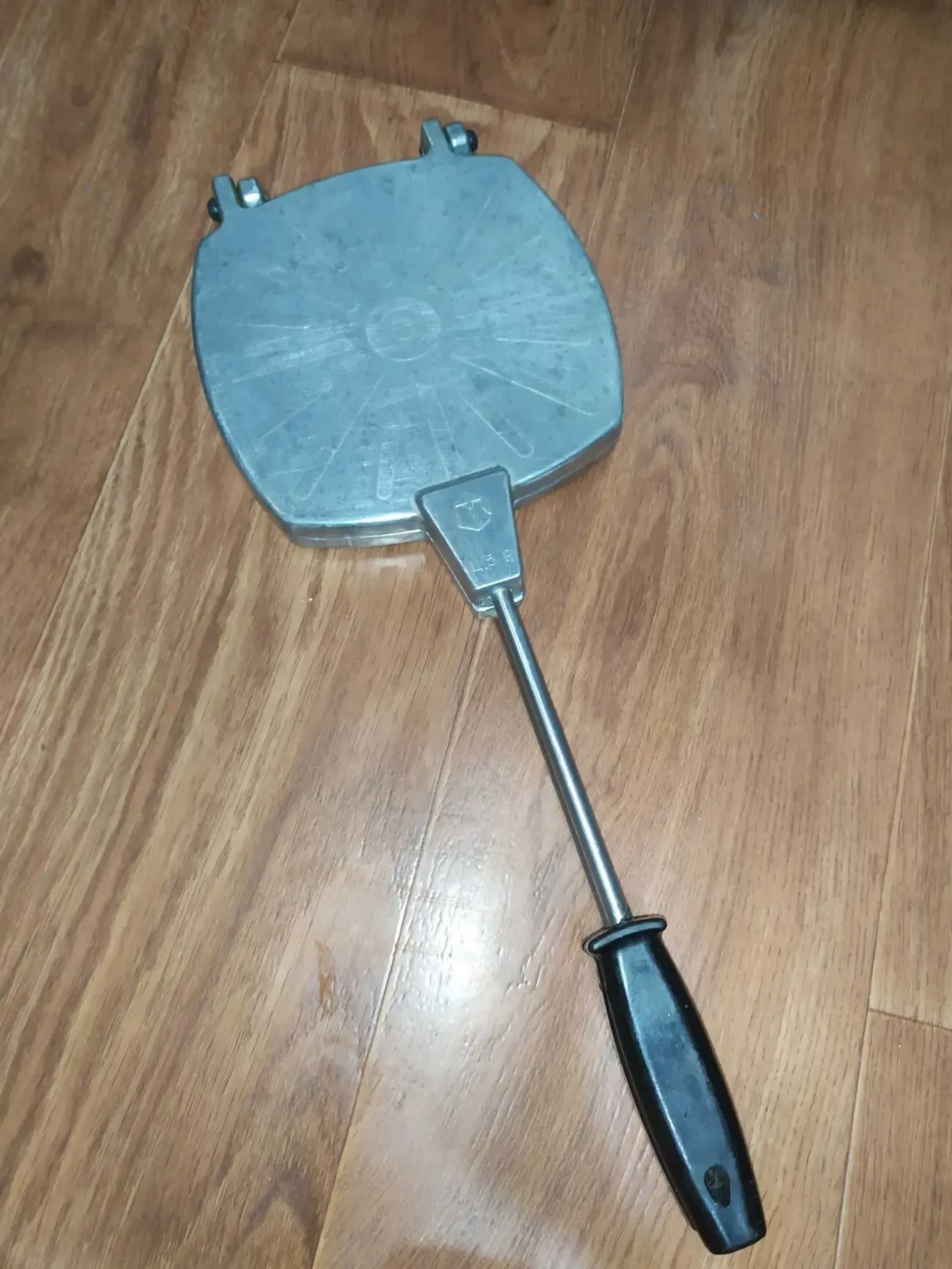 Вафельница СССР новая 3