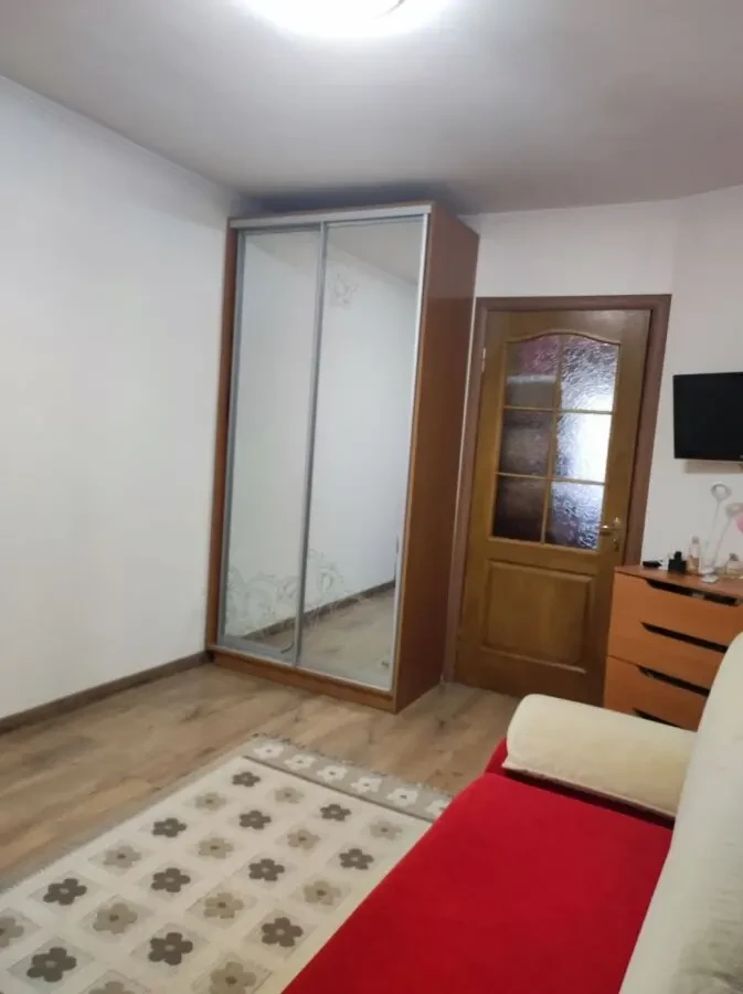 Продам 2 кім. квартиру 2