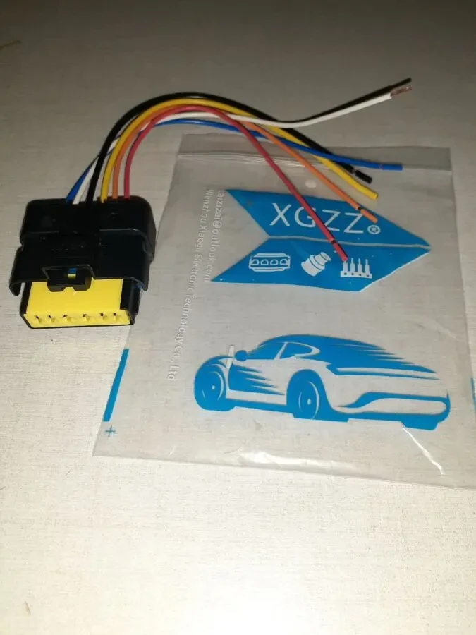 Фишка, разьём бензонасоса Ситроен, Пежо, 6-ти контактный, Новый.