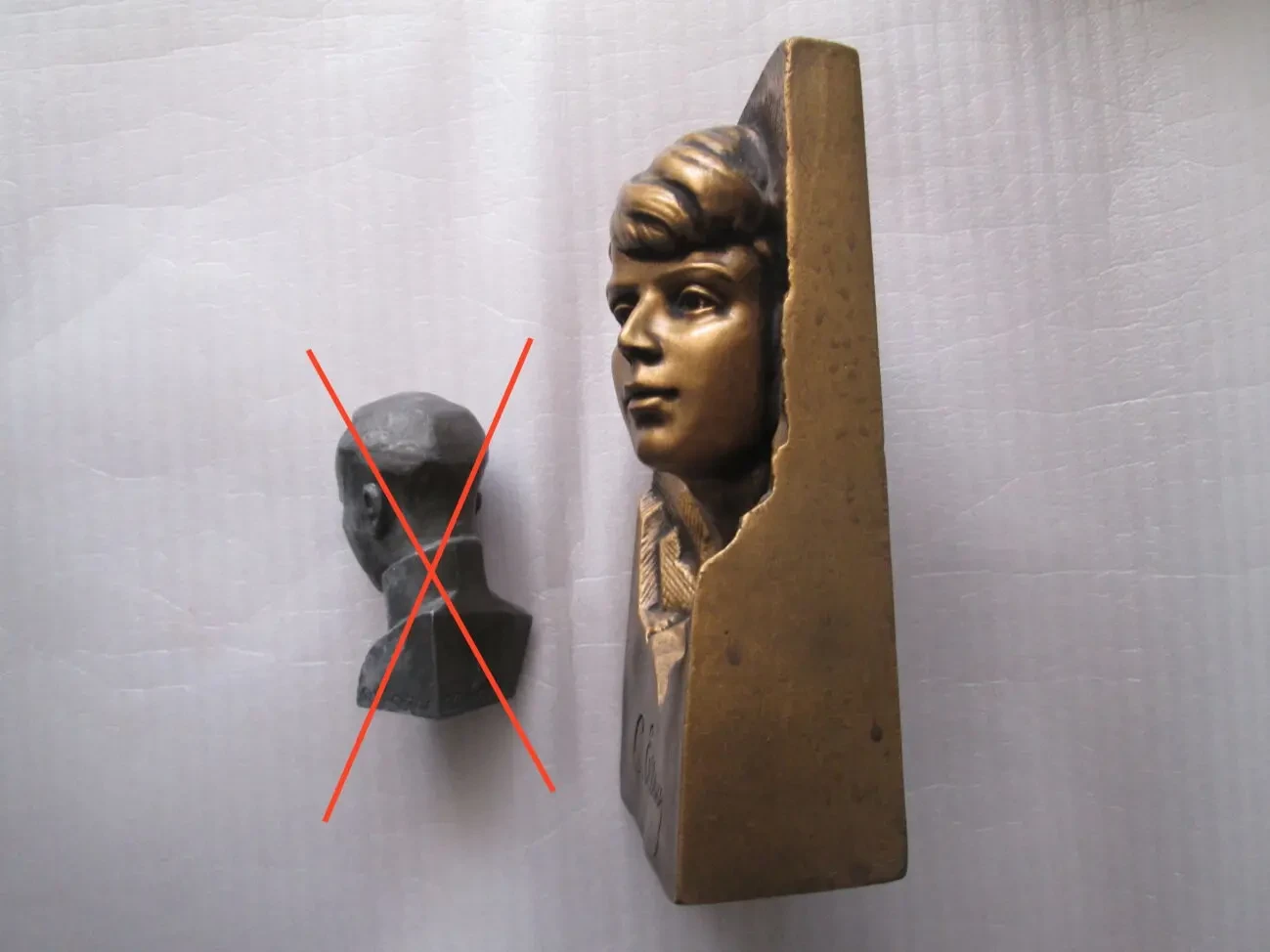 Бюст (Погруддя, Барельєф) Єсєнін (поет). Метал. 20 х 12 х 5 см. Б/В 3