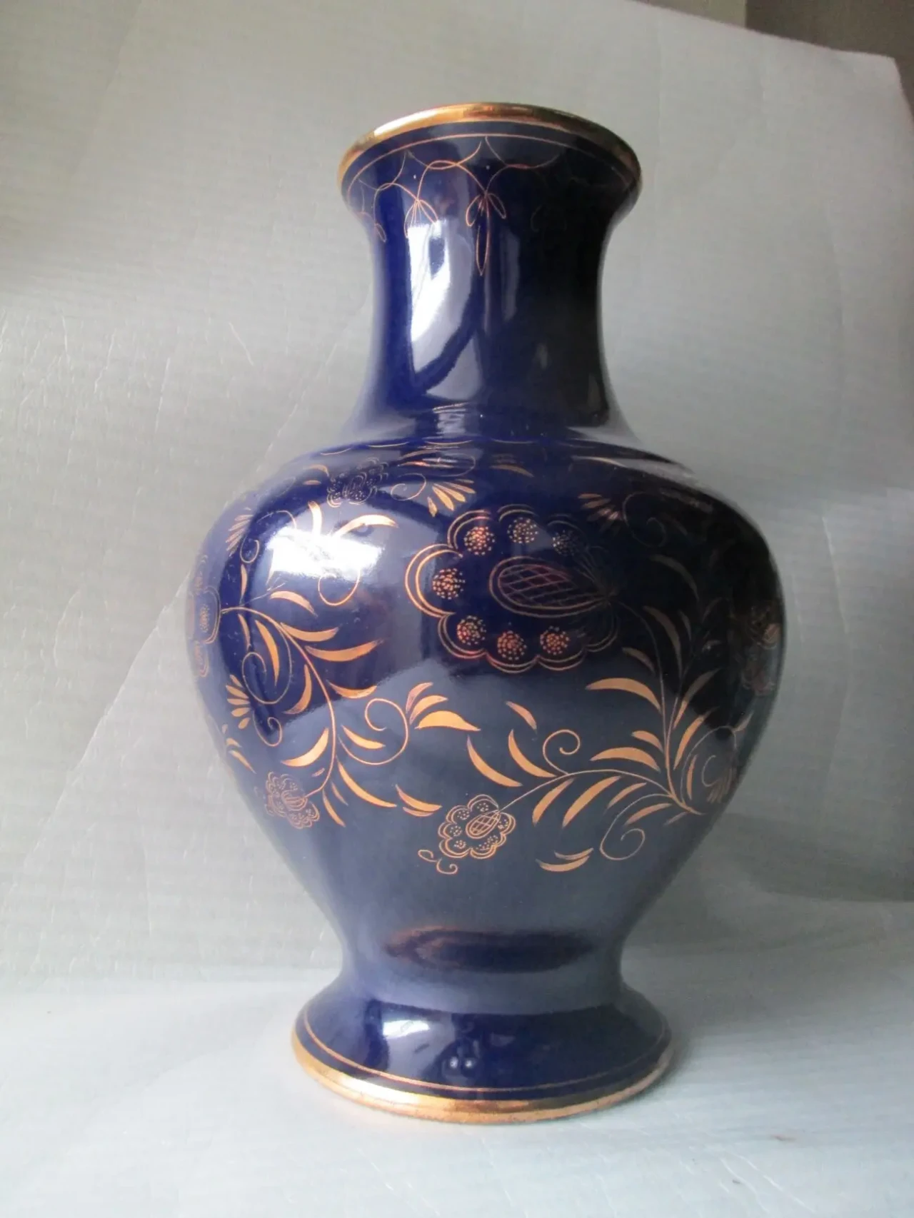 Ваза керамічна з візерунками. СРСР. Висота - 29 см. 5