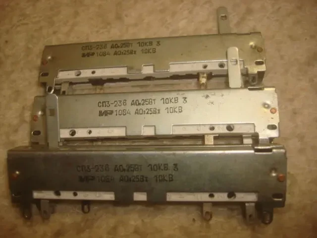 Радиокомпоненты резисторы СП3 - 23 . переменные . 9