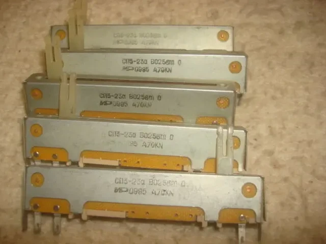 Радиокомпоненты резисторы СП3 - 23 . переменные . 5