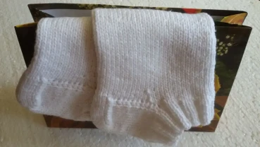 Белые короткие полушерстяные носочки 24р.