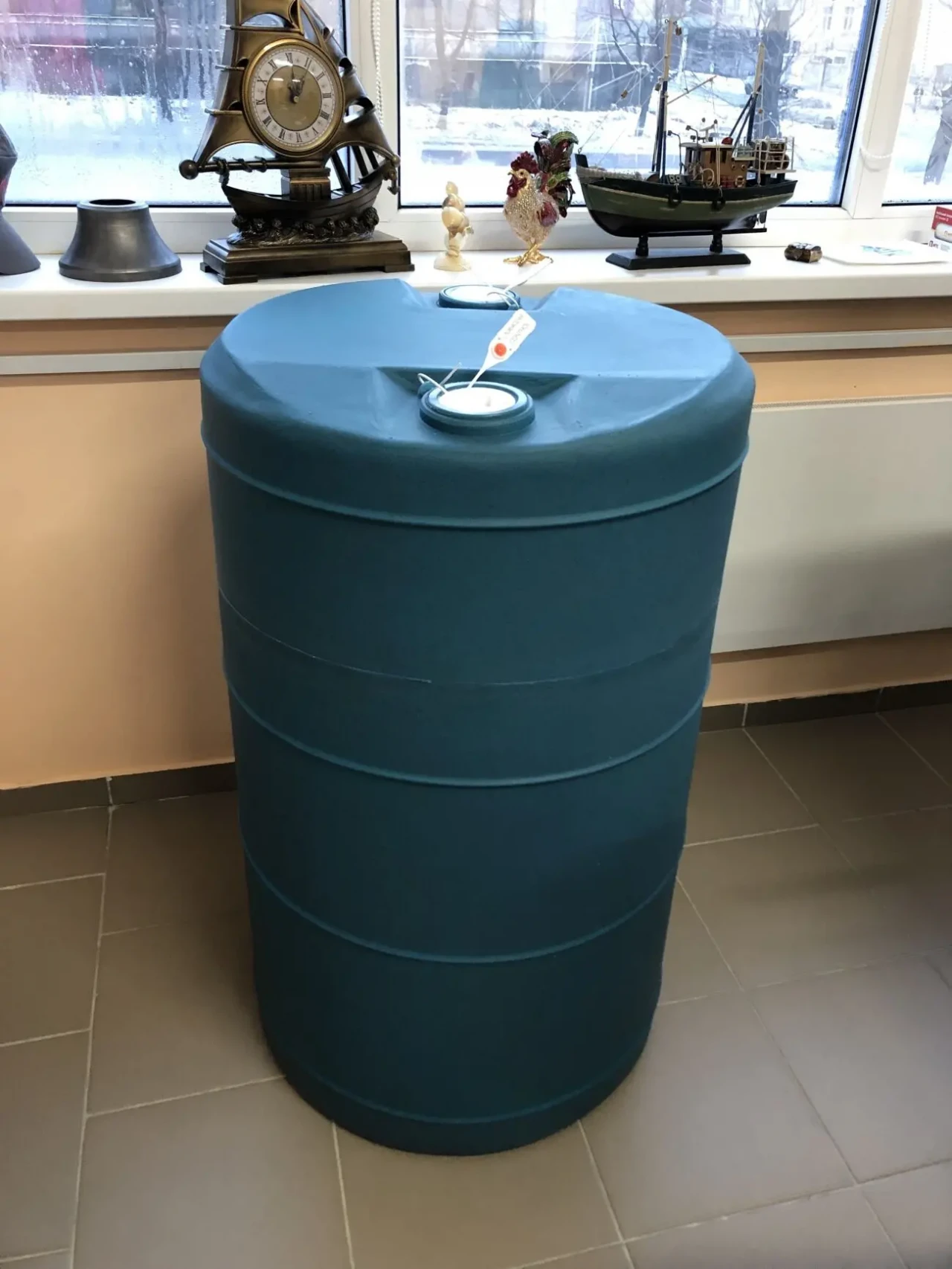 бак-бочка пластикова ємність 3