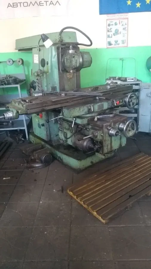 Верстат вертикально-фрезерный 6Р13, 6Р83Г 2