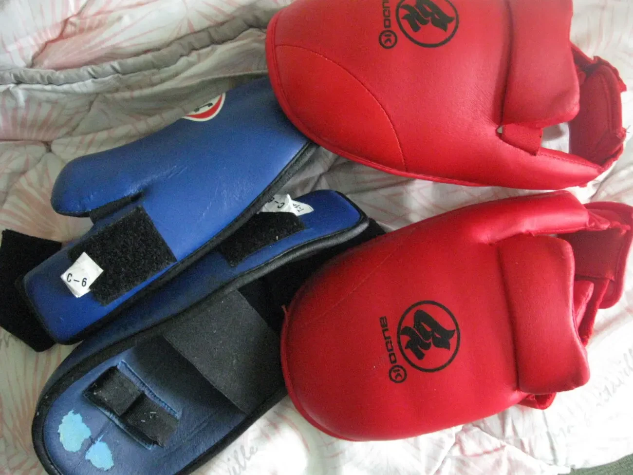 Захист стопи, кікбоксинг, тхеквандо Jsport 9