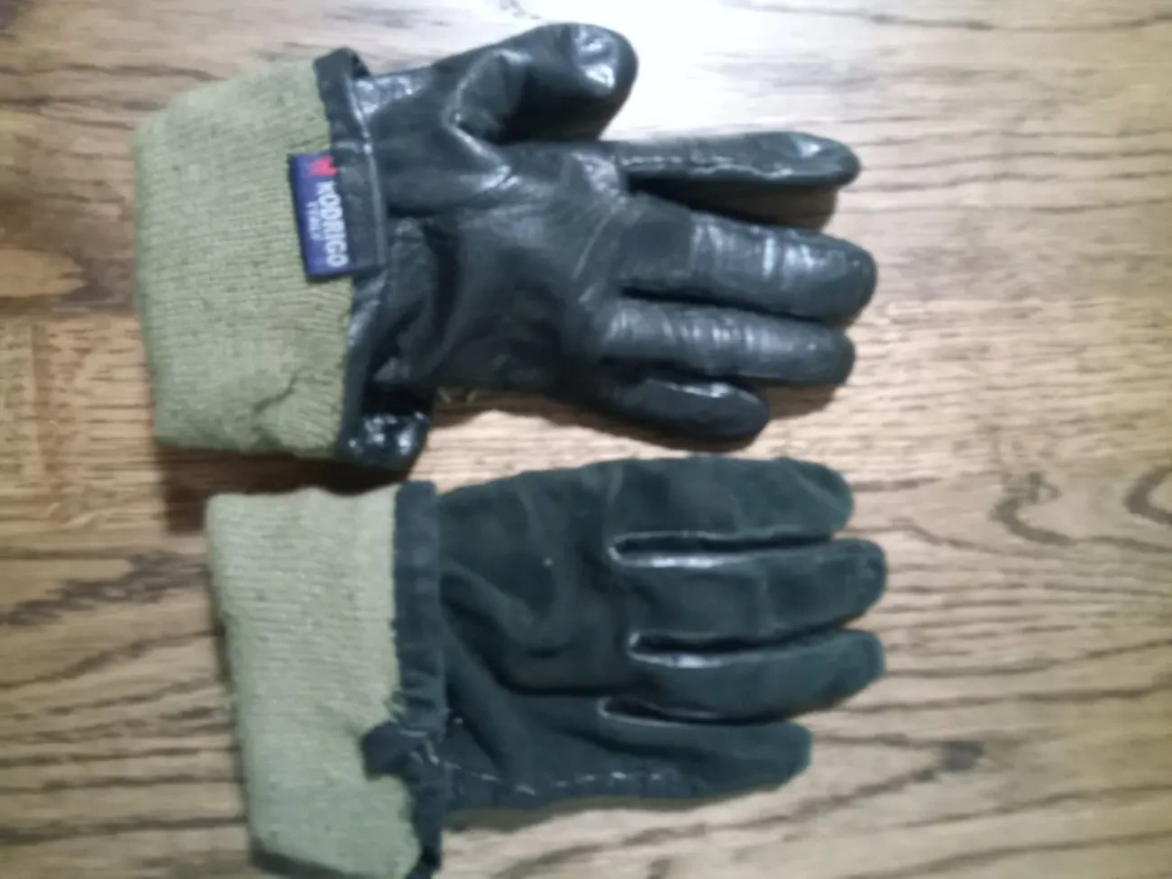 продам жіночі рукавички RODRIGO ITALY чорного кольору по ціні 250 грн. 3