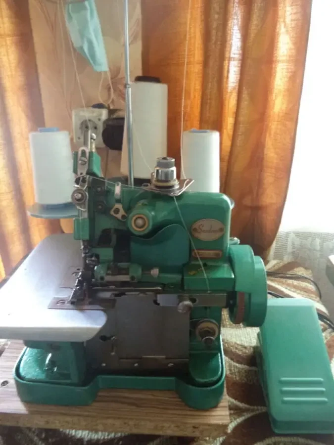 Оверлок новый 3- х ниточный Sandeep GN 1-113 D класса