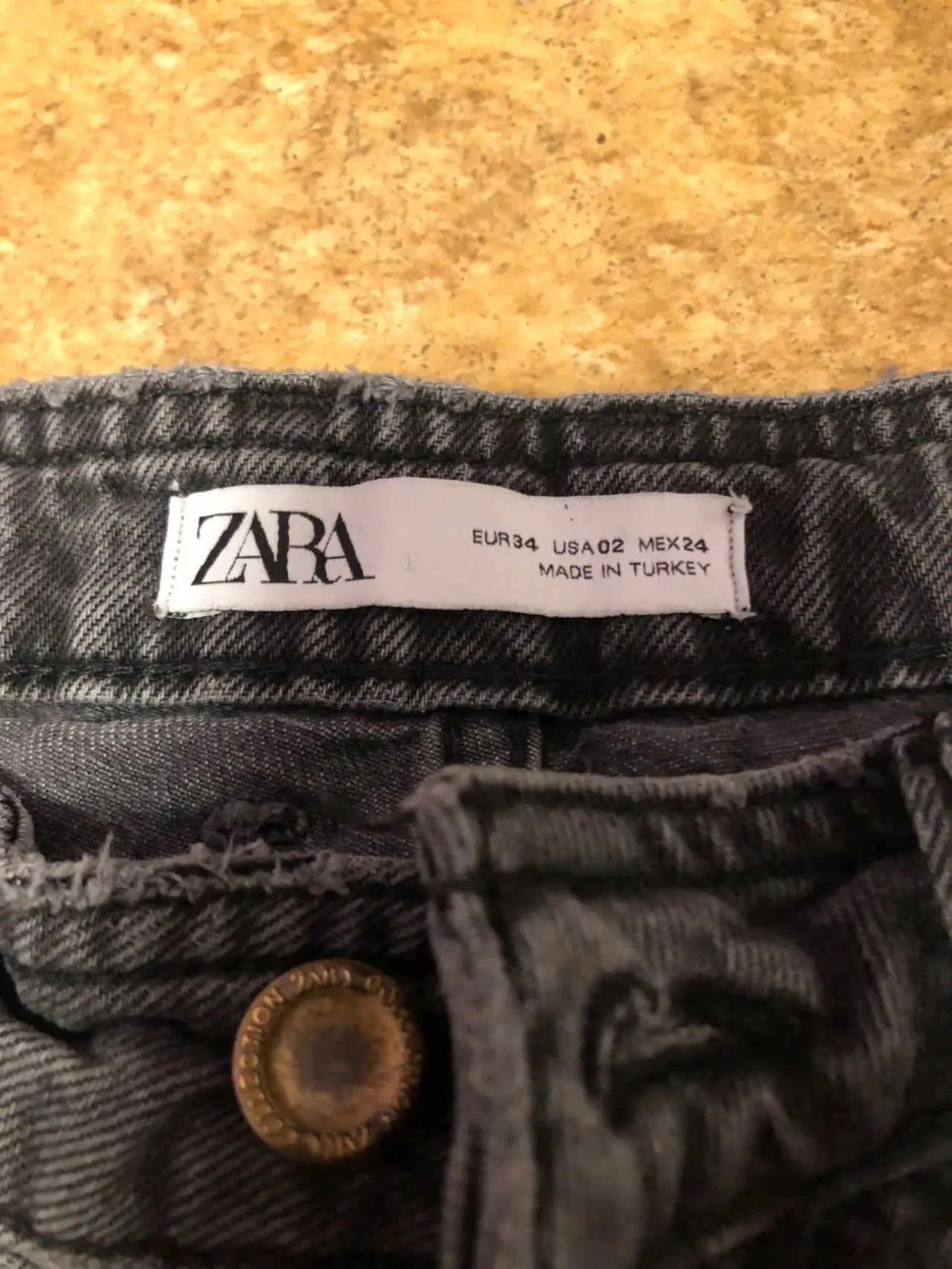 джинси жіночі Zara 3