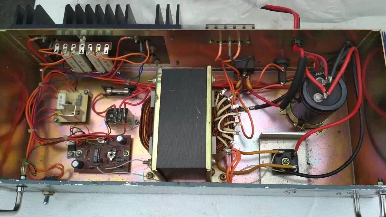 Блок живлення Yaesu FP15. Japan. 2