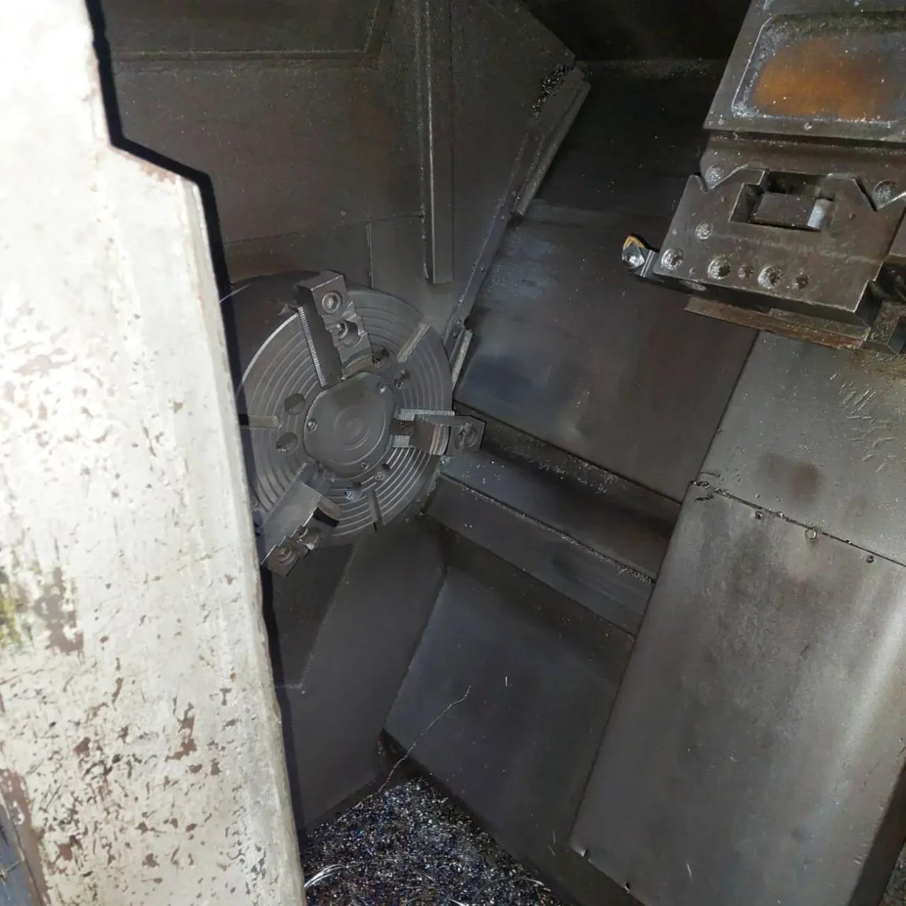 ТОКАРНЫЙ П/АВТОМАТ ЧПУ АТ-320МС3 с автоматической сменой инструмента 6