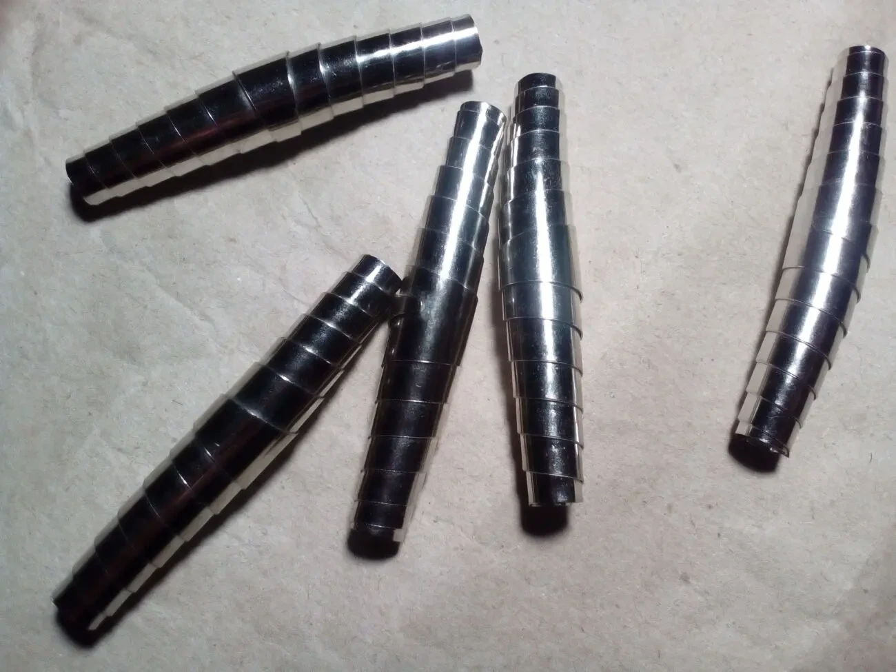 Стрічкова пружина для сікатора