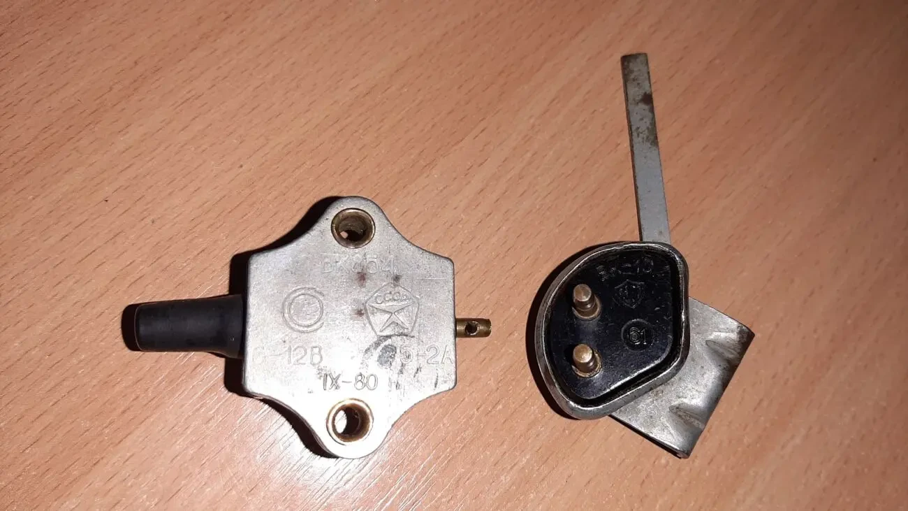 Вмикач сигналу тормоза вк-854.