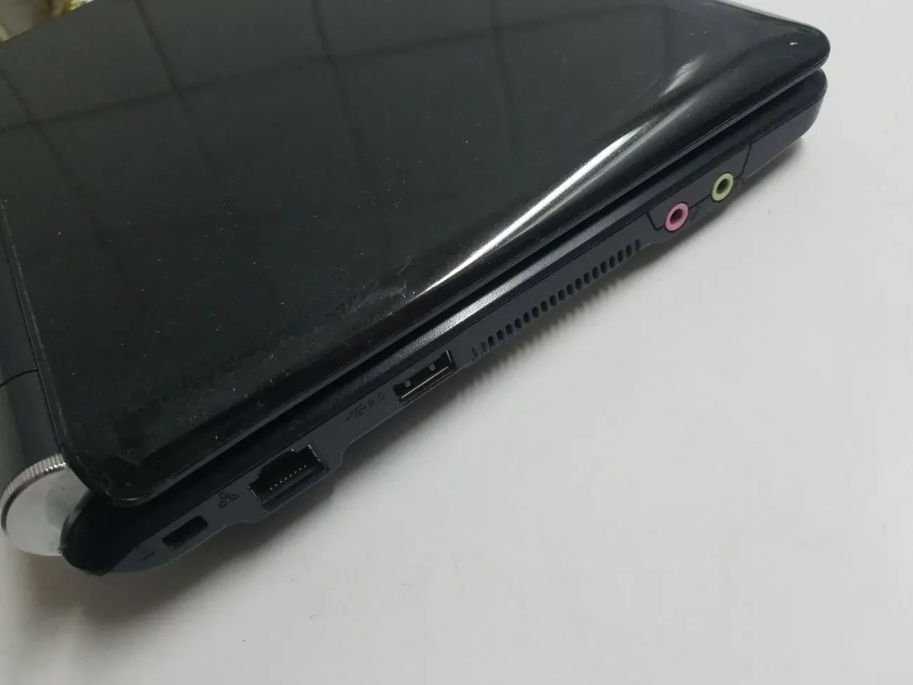 Нетбук Asus 1000H Intel 1,6GHz/1Gb/160Gb/ LAN / WiFi / BT/ АКБ 4 часа 5