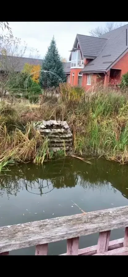 Особняк 256 кв.м.1га.ділянка, сауна,озеро,конюшня, гараж. 6