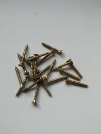 Шурупы по дереву 4 х 16 (20) - 8 коп./шт. саморези  жёлтые