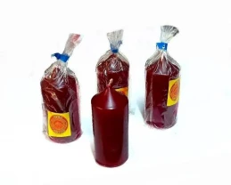 Декоративна свічка до  свят.