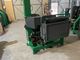 Подрібнювач, щепоріз, дробарка тракторна навісна