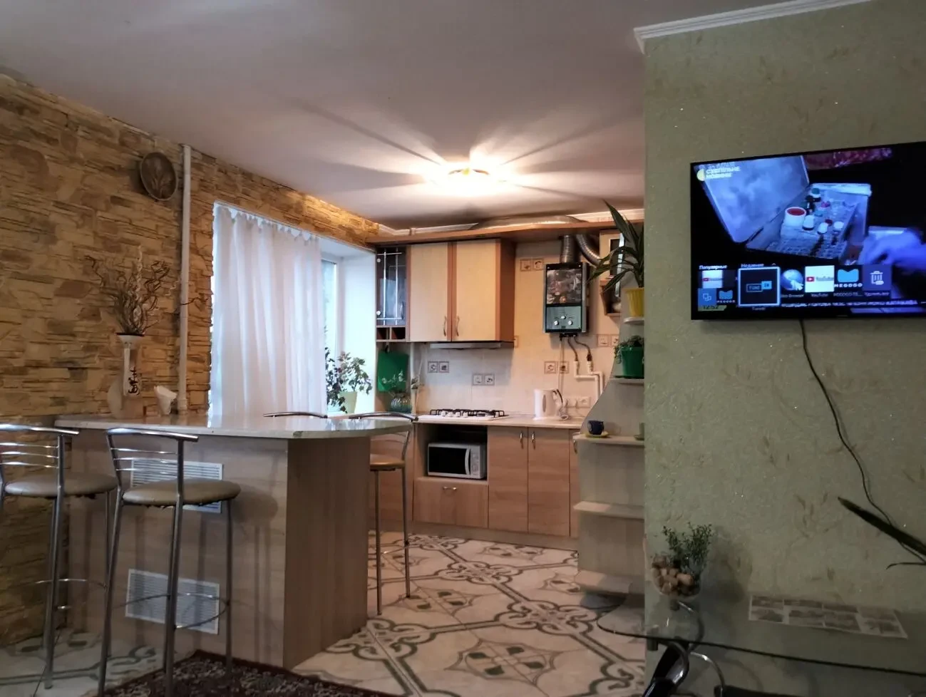 Подобова аренда комфортної двокімнатної кв до 7 чол документи 4