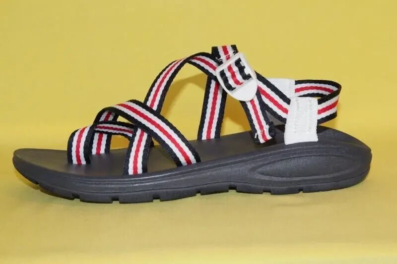 Сандалии женские Madden Girl, размер 42 6