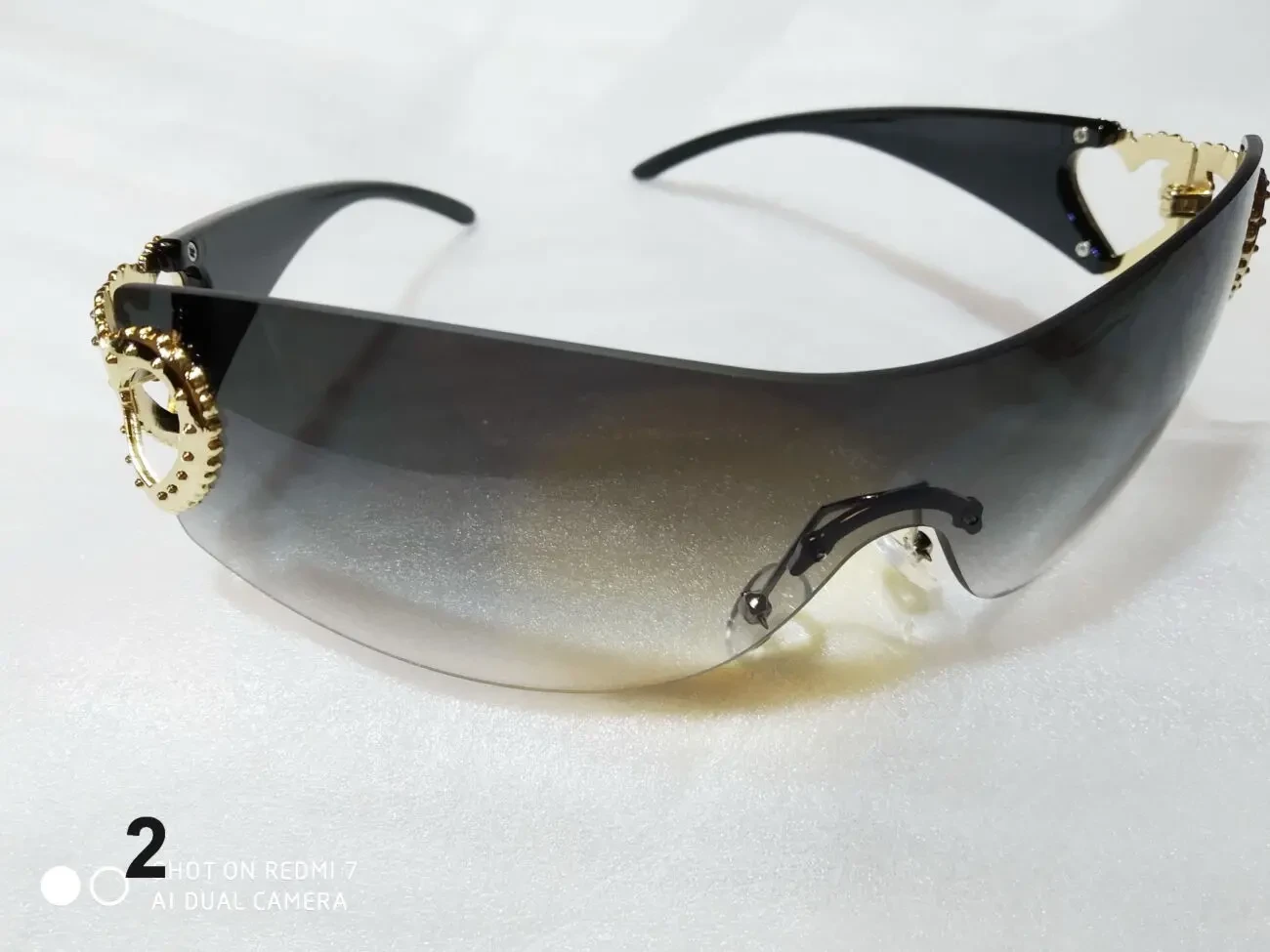 Солнцезащитные очки Y2K с сердечками, со звездой 2